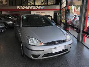 Ford Focus Ambiente 1.6 5P usado  kms