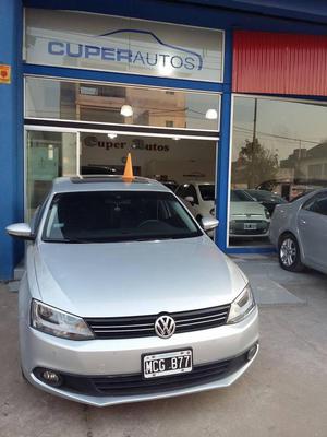 VOLKSWAGEN VENTO 2.5 LUXURY 