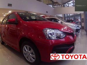 Subite hoy a tu NUEVO Toyota Etios HBSX con BENEFICIOS