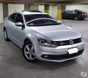 VOLKSWAGEN VENTO 2.5 LUXURY - IMPECABLE - LIQUIDO