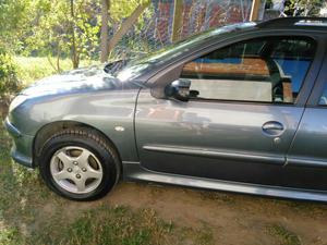 Vendo Peugeot 206 Sw.