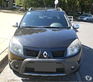 Renault Sandero Stepway v. Luxe