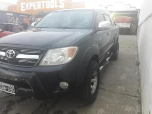 Vendo TOYOTA HILUX 4x