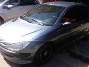 Peugeot 206 XR 1.4 3P usado  kms