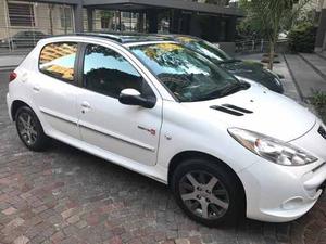 Peugeot 207 Compact 5Ptas. 1.4 N Quiksilver (75cv)