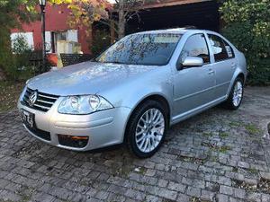 Volkswagen Bora 1.8 T Highline usado  kms