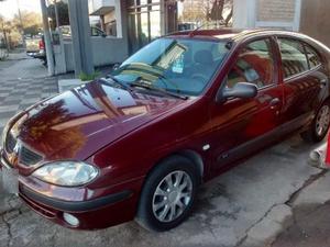 Renault Megane Bic 1.6 Expression usado  kms