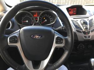 FORD FIESTA KINETIC FULL C/ TECHO C. AÑO  FULL