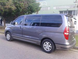 Hyundai H-1 Van Vidriada 12 Pasajeros Bicolor usado 