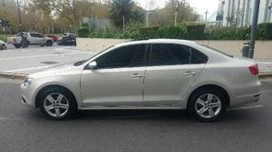 Volkswagen Vento 2.5 Luxury usado  kms