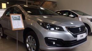 Peugeot 308. Retira Solo con $