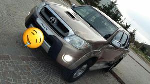 !!! Toyota Hilux Srv 4x4 Cuero Unica!!!!