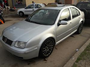 Vendo Permuto Utilitario Bora 1.8t