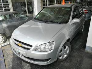 Chevrolet Classic LT usado  kms