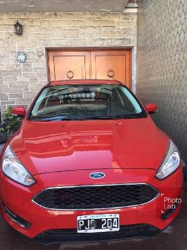 Ford Focus Trend Plus Nafta 2.0L usado  kms