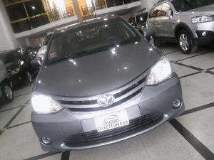 Toyota Etios Otra Versión usado  kms