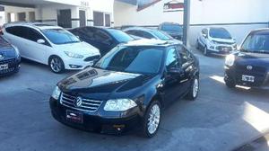 Volkswagen Bora 2.0 Trendline usado  kms