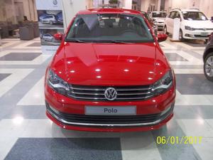Volkswagen VW Polo Comfortline c/ Tap Gris MT MY15 0KM 1.6