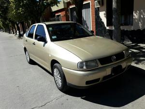 Vendo Volkswagen Polo Mod.04 Gnc