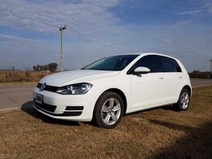 Volkswagen Golf 5P 1.6 Trendline