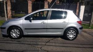 Peugeot 307 XR 1,6 5P 110 CV usado  kms