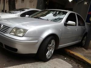 Bora 1.8t Cuero