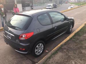 Peugeot 207 Compact 1.4 xr/active p nuevo!! km!!