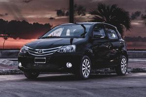 Toyota Etios 5P 1.5 Platinum  en Charata Chaco