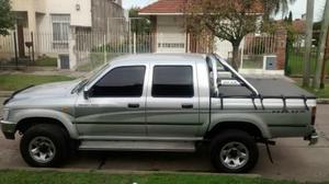 Toyota Hilux SW4 SRV 3.0 TDI 4X4 usado  kms