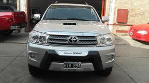 TOYOTA HILUX SW4 A/T
