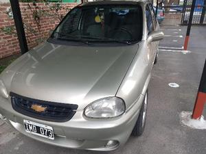 Chevrolet Corsa 4P GLS usado  kms