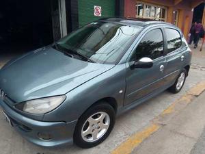 Peugeot Ptas. 1.6 XT Premium