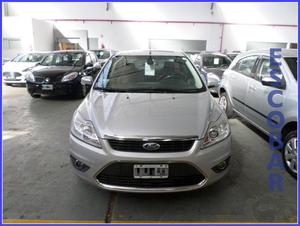 Ford Focus exe ghia 2.0 at