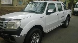 Ranger  limited 4x4 con cuero. Impecable