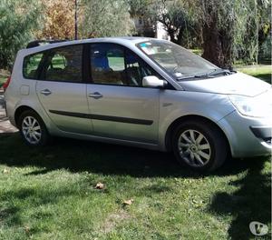 Renault grand scenic dynamiq 09