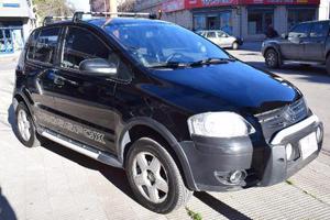 Volkswagen CrossFox Highline usado  kms