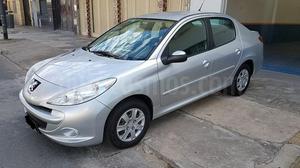 Peugeot 207 Compact 1.4 HDi Allure 4P