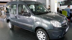 Renault Kangoo con asientos. $ y cuotas