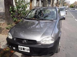 Chevrolet Corsa Classic 3P usado  kms