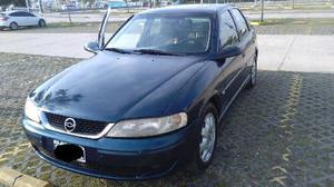 Chevrolet Vectra 2.2 CD usado  kms