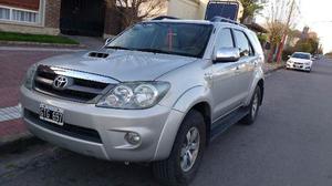 Toyota Hilux SW4