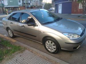 VENDO FORD FOCUS 