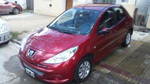 Peugeot 207 compact xs full full titular y particular