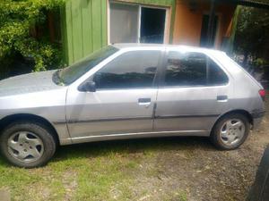 Peugeot 306 XRD 5P usado  kms