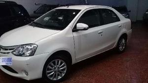 Toyota Etios XLS usado  kms