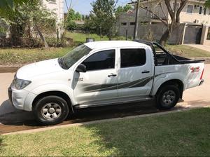 Toyota Hilux 4X4 Sr 