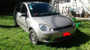 Vendo Ford Fiesta 