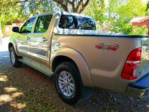 Vendo Toyota Hilux