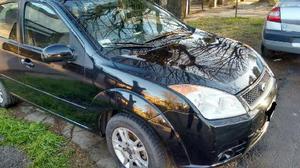 Ford Fiesta Edge Plus usado  kms