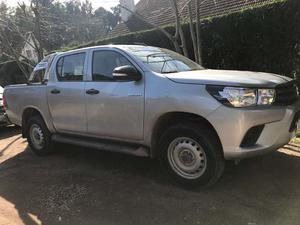 Toyota Hilux 4x2 D/C DX 2.4TDi 6M/T